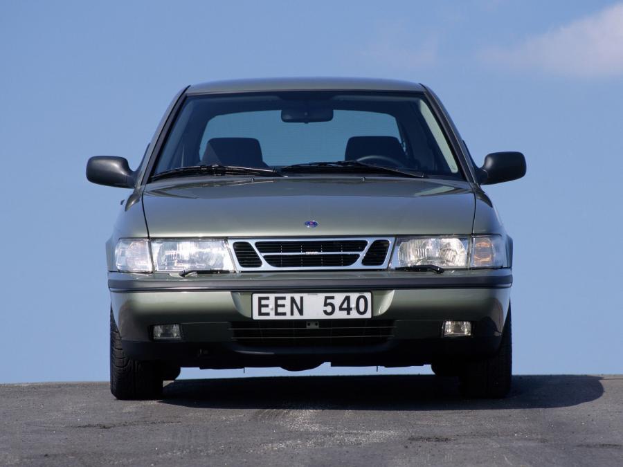  Saab 900 S 1993 года  (фото 11 из 19)